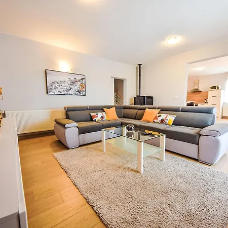Anic By Interhome Casa de Férias