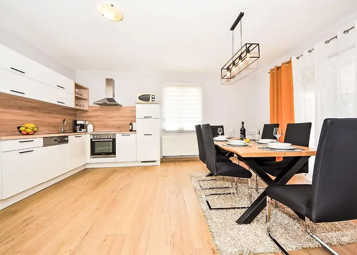 Anic By Interhome * Smilcic